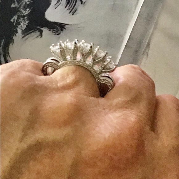 Ring 925 stamped with 5 large white stones NEW sets up high 6.5 /7 on - Picture 9 of 13